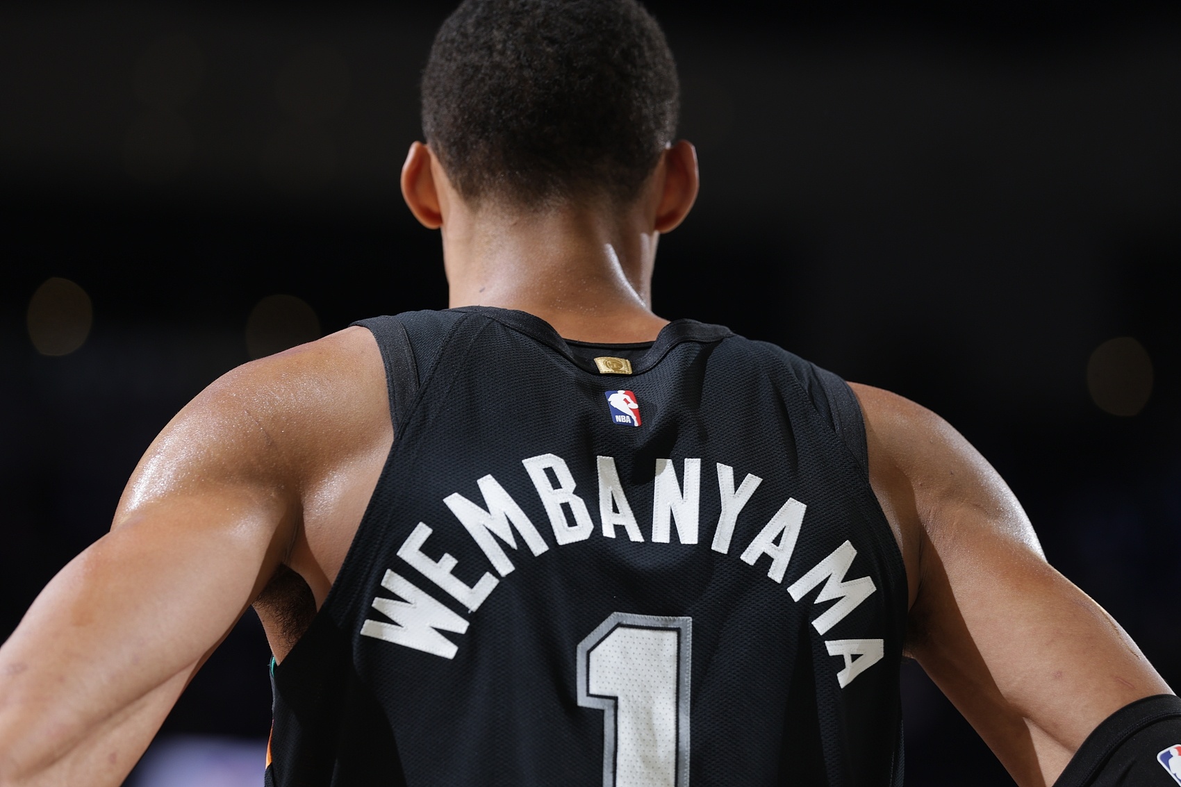 开云官方入口-文班亚马第7次砍下40+ 马刺队史上超邓肯+伦纳德之和