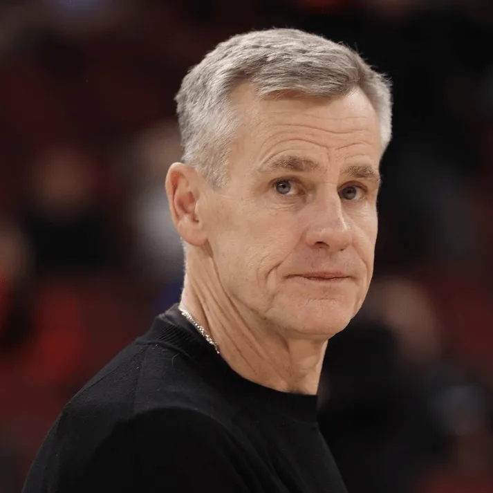 开云中国-Fischer：公牛不只想留下多诺万，甚至可能给他高层决定权